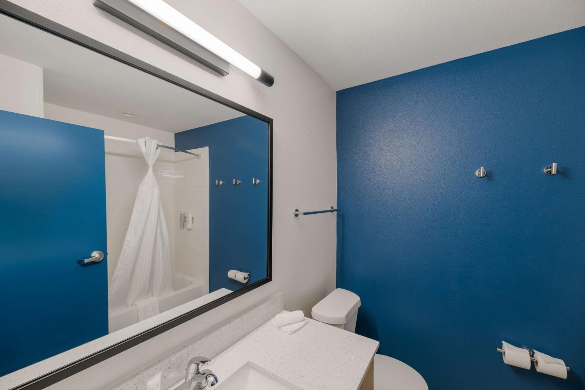 Spark By Hilton Midland South Экстерьер фото